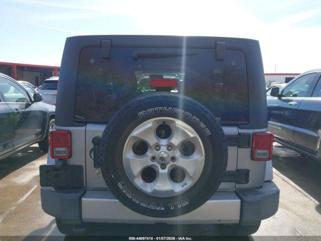 Jeep Wrangler Sahara Image 2