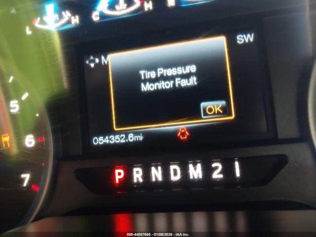 Ford F-150 Xlt Image 13