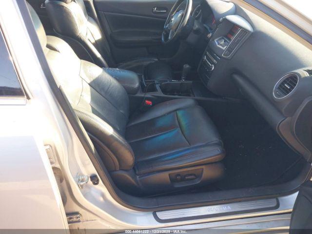 Nissan Maxima 3.5 Sv Image 8