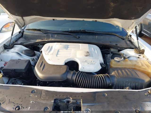 Dodge Charger Se Image 11