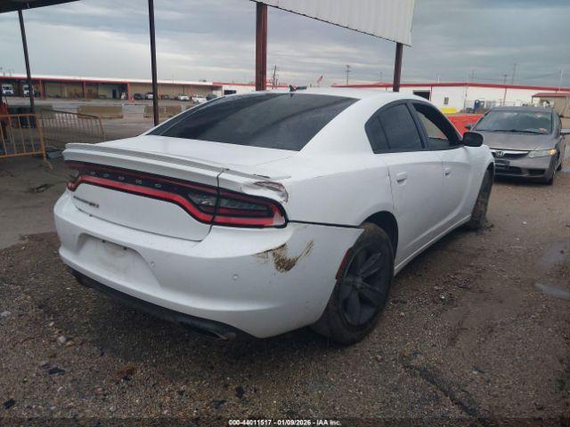 Dodge Charger Se Image 9