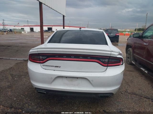 Dodge Charger Se Image 6
