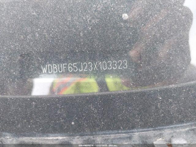 Mercedes-Benz E-Class Image 10