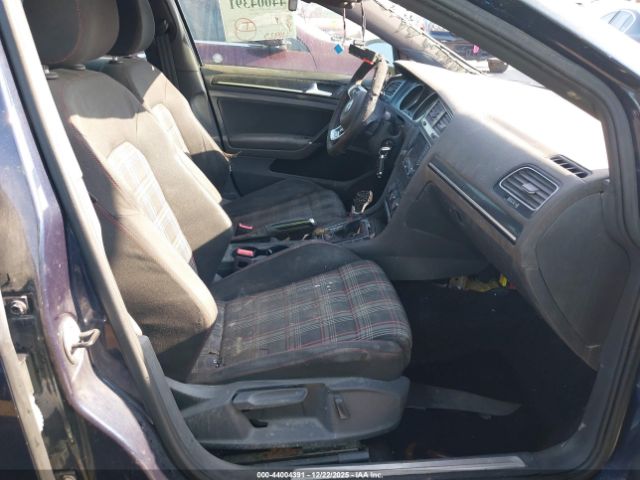 Volkswagen Golf 2.0t S 4-door Image 7