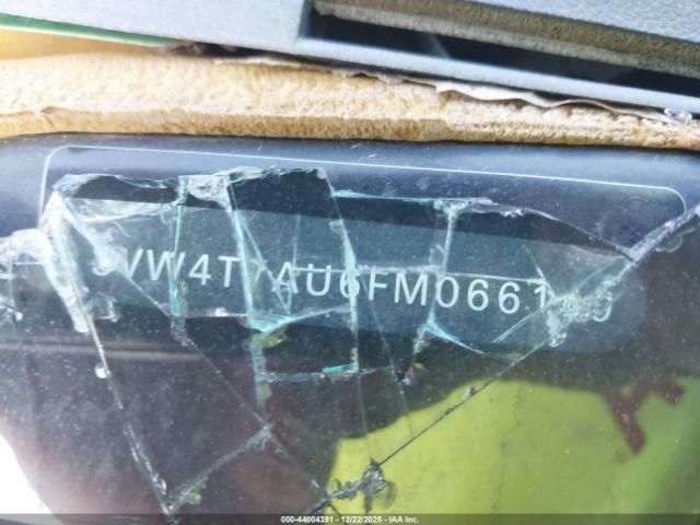 Volkswagen Golf 2.0t S 4-door Image 8