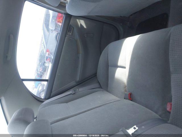 Toyota Corolla Ce Image 2