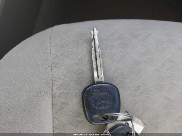 Toyota Corolla Le Image 10