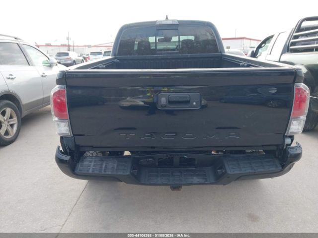 Toyota Tacoma Trd Off-road Image 11