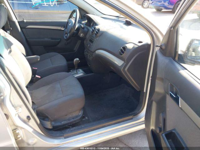 Chevrolet Aveo Ls Image 5