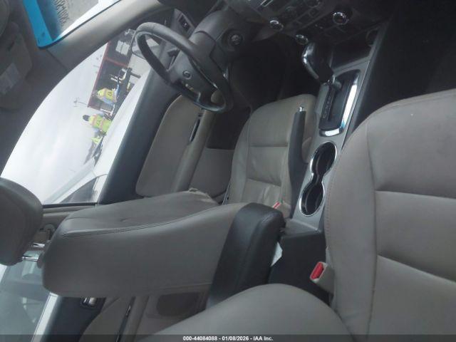 Ford Fusion Image 11