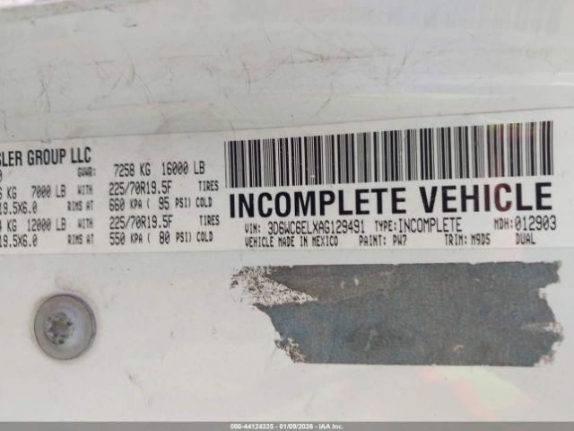 Dodge Ram 4500 Image 4