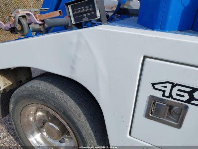 Dodge Ram 4500 Image 10