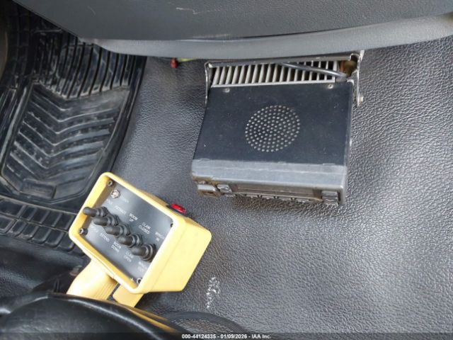 Dodge Ram 4500 Image 16