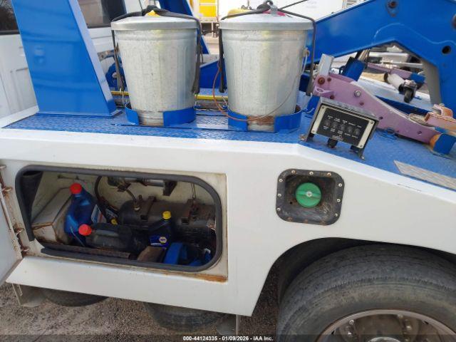 Dodge Ram 4500 Image 13