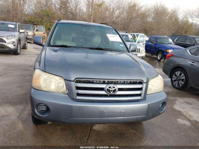 Toyota Highlander V6 Image 10