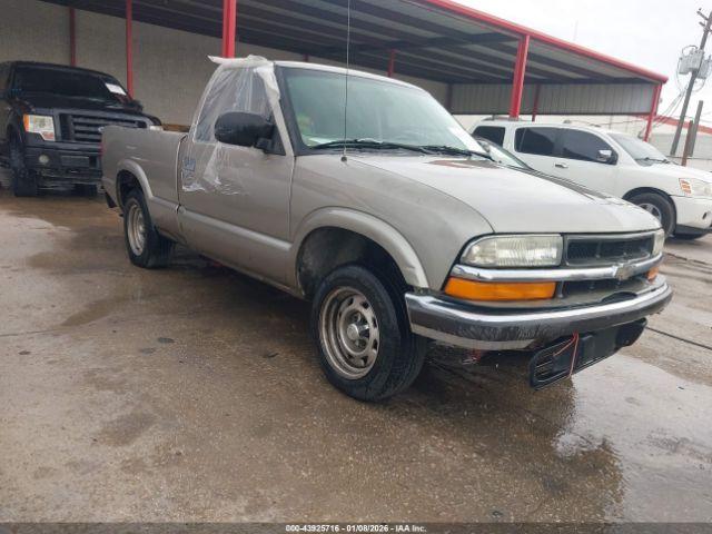  Salvage Chevrolet S-10