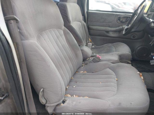 Chevrolet S-10 Image 7