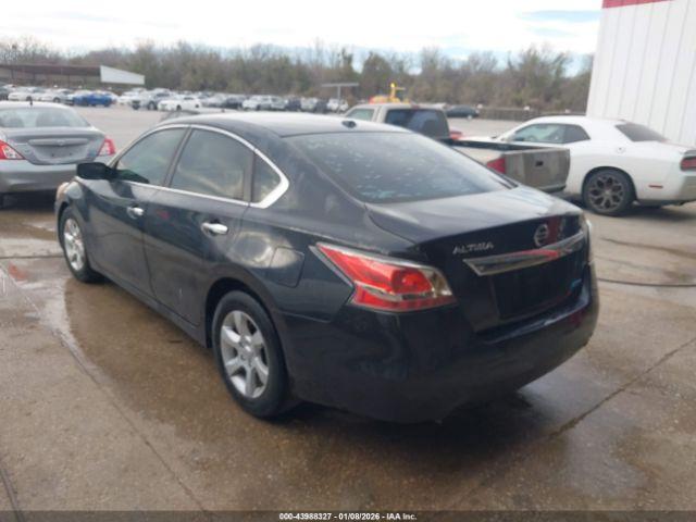 Nissan Altima 2.5 S Image 8