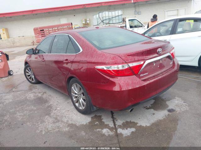 Toyota Camry Xle V6 Image 9