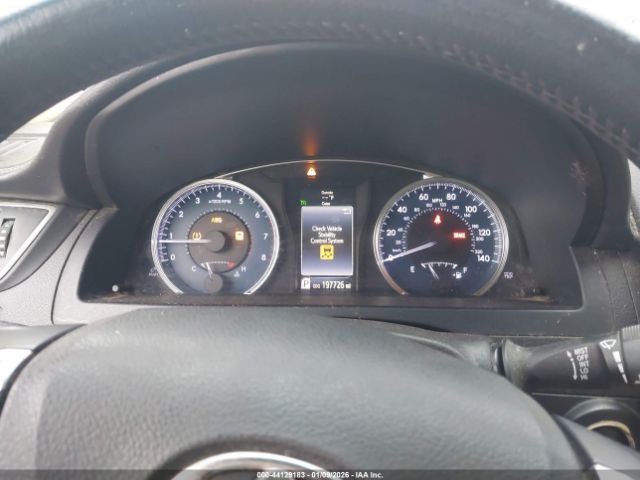 Toyota Camry Xle V6 Image 12