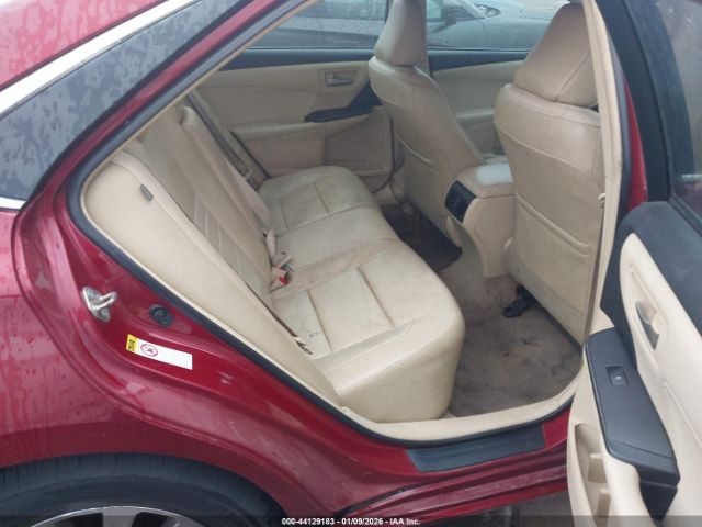 Toyota Camry Xle V6 Image 8